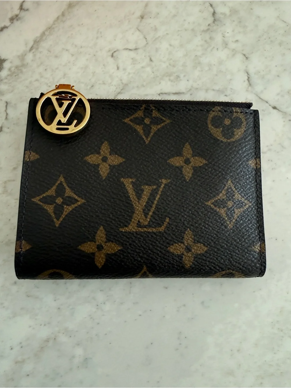 Louis Vuitton Monogram Lisa Wallet in Monogram with Pink Interior